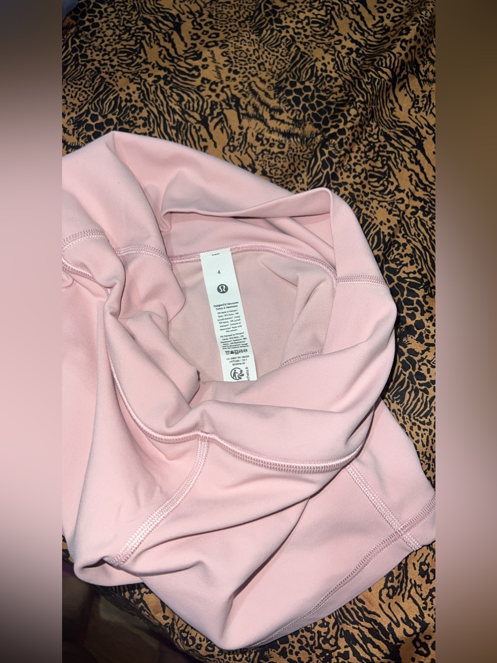 Lululemon Align High-Rise Short 4" Pink Haze - Picture 8 of 8